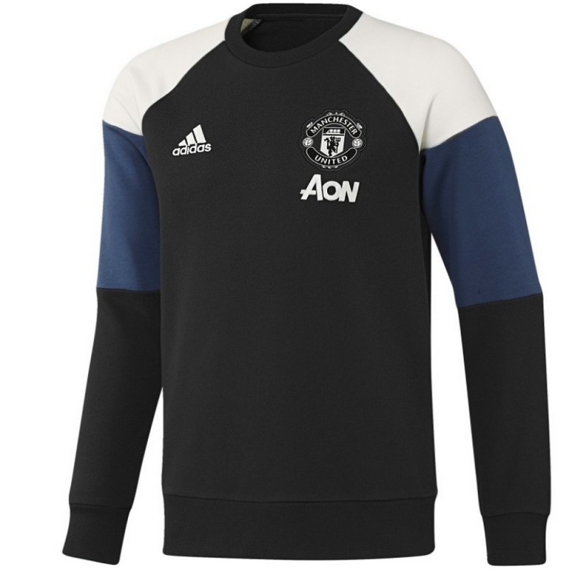 man united training top
