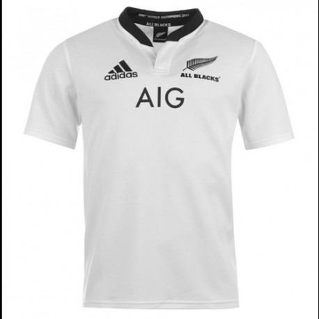 La camiseta Nacional de Rugby de Nueva Zelanda lejos 2013/14