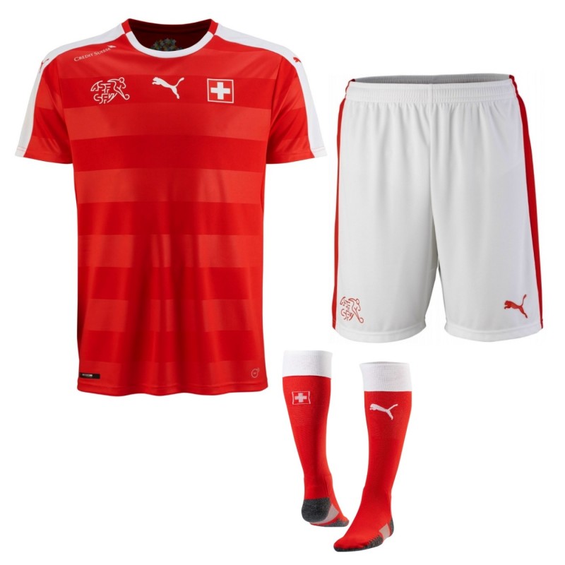 Ensemble de foot Suisse domicile 2016/17 - Puma - SportingPlus.net